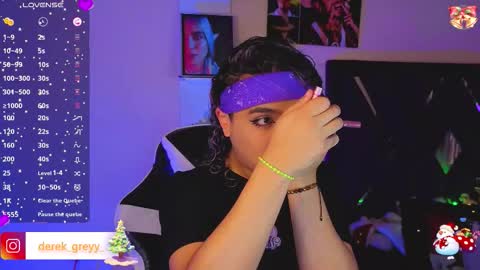 Snapshot of derek_grey1 chatting on 16, 12, 2025 Derek independent online show from 16, 12, 2025