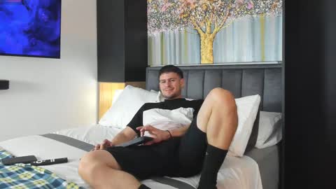 Snapshot of derek_hussain chatting on 17, 1, 2025 Derek Hussain online show from 17, 1, 2025