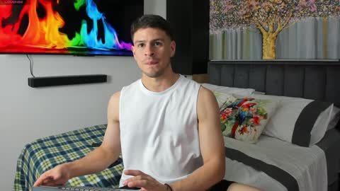 Snapshot of derek_hussain chatting on 24, 1, 2025 Derek Hussain online show from 24, 1, 2025