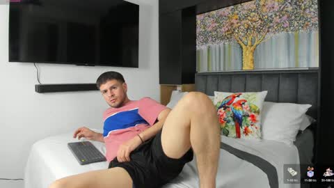 Snapshot of derek_hussain chatting on 29, 1, 2025 Derek Hussain online show from 29, 1, 2025