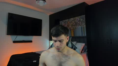 Snapshot of derek_hussain chatting on 15, 9, 2025 Derek Hussain online show from 15, 9, 2025