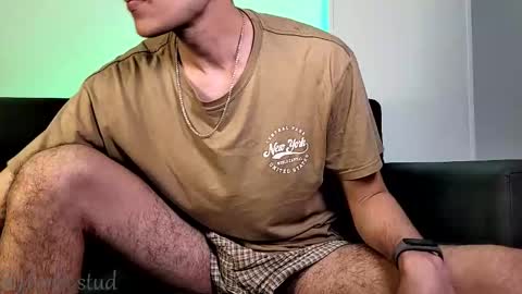 Derek independent model  online show from 14, 12, 2025