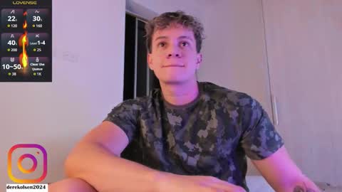 Snapshot of derekolsen_ chatting on 9, 9, 2025 Derek IG Derekolsen2024 online show from 9, 9, 2025