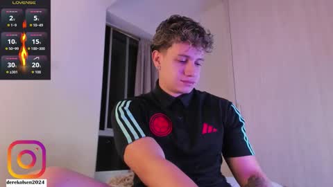 Snapshot of derekolsen_ chatting on 10, 9, 2025 Derek IG Derekolsen2024 online show from 10, 9, 2025