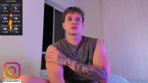 Snapshot of derekolsen_ chatting on 17, 9, 2025 Derek IG Derekolsen2024 online show from 17, 9, 2025