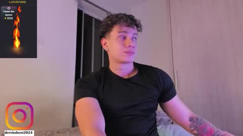 Snapshot of derekolsen_ chatting on 27, 10, 2025 Derek IG Derekolsen2024 online show from 27, 10, 2025