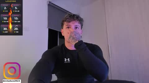 Snapshot of derekolsen_ chatting on 9, 11, 2025 Derek IG Derekolsen2024 online show from 9, 11, 2025