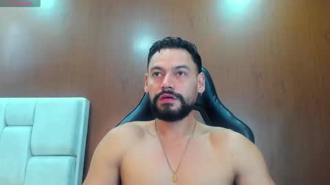 DerryBigger CM online show from 8, 11, 2025