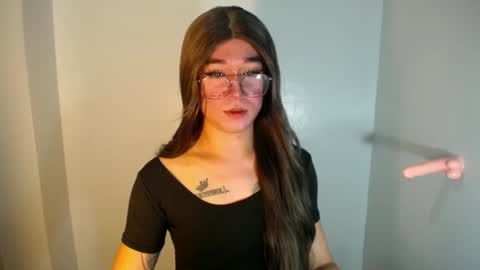 LORINE online show from 23, 12, 2024