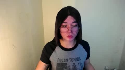 LORINE online show from 2, 2, 2025