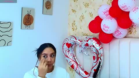 Sara Desire online show from 17, 2, 2025