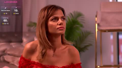 Mia online show from 8, 10, 2025