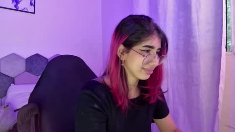 Snapshot of desireduo_tgn chatting on 1, 2, 2026 TORI AND MR. BEAR online show from 1, 2, 2026