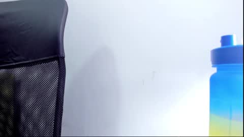 Nicky online show from 22, 2, 2025