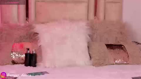 Snapshot of desirejessica1 chatting on 8, 9, 2025 online show from 8, 9, 2025