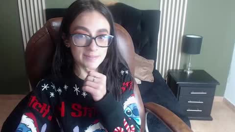 Snapshot of desiring__angel chatting on 4, 12, 2024 Desiring Angel online show from 4, 12, 2024