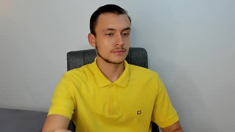 desmond_clark online show from 31, 12, 2024