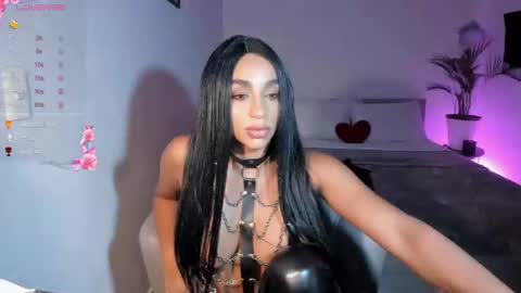 Destinne Mill online show from 16, 11, 2025