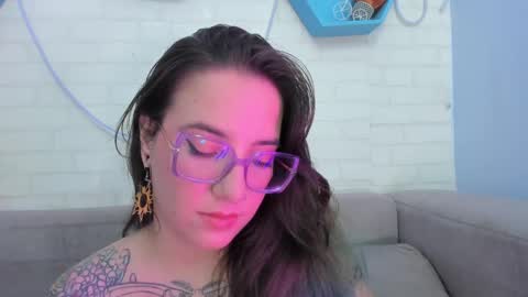 Snapshot of deva_blue chatting on 10, 2, 2025 Deva Blue online show from 10, 2, 2025