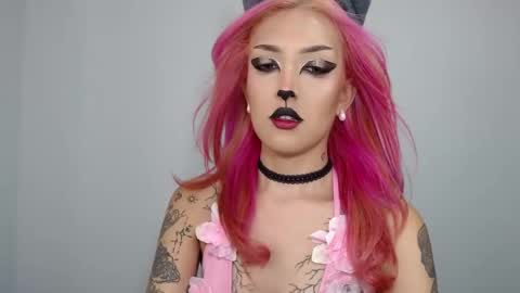 Snapshot of devil_blood chatting on 31, 10, 2025 Angel Boo and Adrian online show from 31, 10, 2025