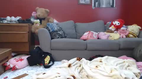 Snapshot of devilg1rl chatting on 1, 12, 2025 poutyangel online show from 1, 12, 2025