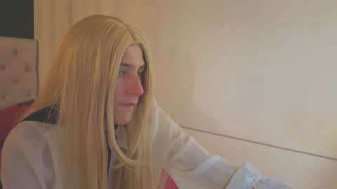 Alex online show from 4, 11, 2025