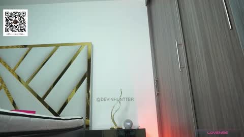 Devin Hunter online show from 22, 11, 2025