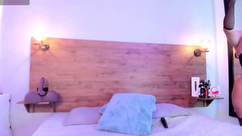 Mrs Devora online show from 11, 10, 2025