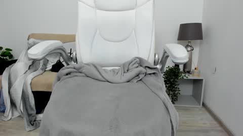 Snapshot of deya_divine chatting on 5, 2, 2025 Deya online show from 5, 2, 2025