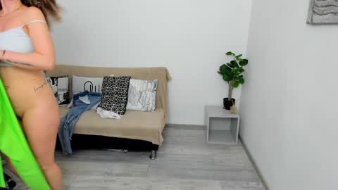 Snapshot of deya_divine chatting on 13, 2, 2025 Deya online show from 13, 2, 2025