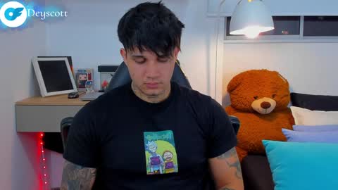 JULIAN online show from 1, 2, 2025