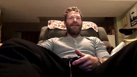 Snapshot of dgrabbin chatting on 17, 10, 2025 dgrabbin online show from 17, 10, 2025