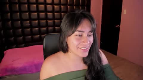 dhaniela naugthy online show from 16, 12, 2025