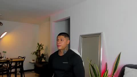 Snapshot of diagostone chatting on 3, 1, 2025 Diego online show from 3, 1, 2025