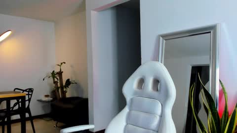 Snapshot of diagostone chatting on 7, 2, 2025 Diego online show from 7, 2, 2025