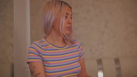 Thea online show from 15, 2, 2026