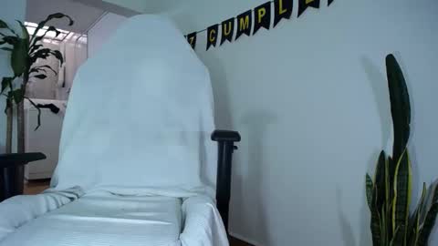 Snapshot of diamond_black00 chatting on 21, 12, 2024 MaSSimo online show from 21, 12, 2024