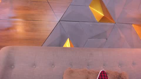 Camila and Megan online show from 29, 12, 2024