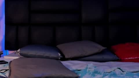 Diana Tamayo online show from 12, 2, 2025