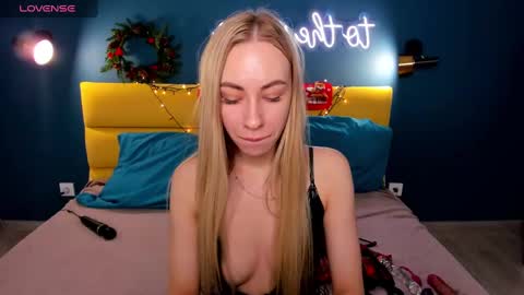 Diana  online show from 15, 12, 2024