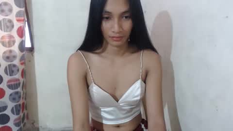 HI IM CLARITA online show from 4, 2, 2026