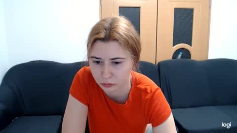 dianasmiey7 online show from 10, 1, 2025