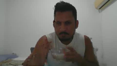 Snapshot of diangohetero21cm chatting on 25, 10, 2025 diangohetero21cm online show from 25, 10, 2025