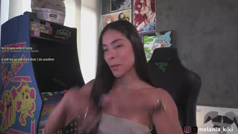 Snapshot of dianne_nanatzu chatting on 28, 10, 2025 Melania - online show from 28, 10, 2025