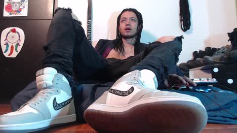 Snapshot of dicaprioo_ chatting on 7, 1, 2025 DICAPRIO online show from 7, 1, 2025