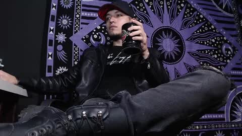 Snapshot of dicaprioo_ chatting on 28, 1, 2025 DICAPRIO online show from 28, 1, 2025