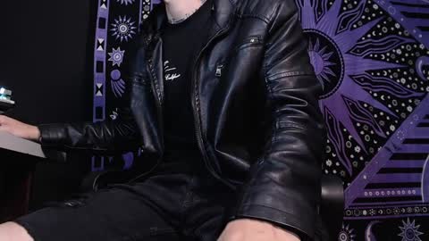 Snapshot of dicaprioo_ chatting on 31, 1, 2025 DICAPRIO online show from 31, 1, 2025