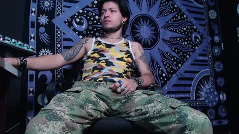 Snapshot of dicaprioo_ chatting on 2, 2, 2025 DICAPRIO online show from 2, 2, 2025