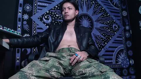 Snapshot of dicaprioo_ chatting on 3, 2, 2025 DICAPRIO online show from 3, 2, 2025