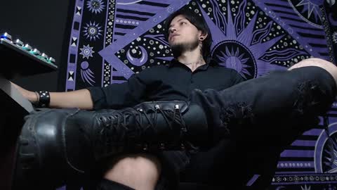 Snapshot of dicaprioo_ chatting on 3, 2, 2025 DICAPRIO online show from 3, 2, 2025